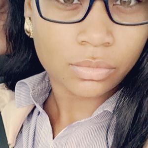 Meet your Posher, Tiffani